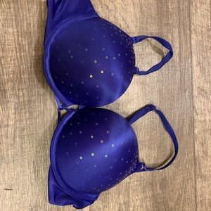 Victoria’s Secret Miraculous Plunge Bra